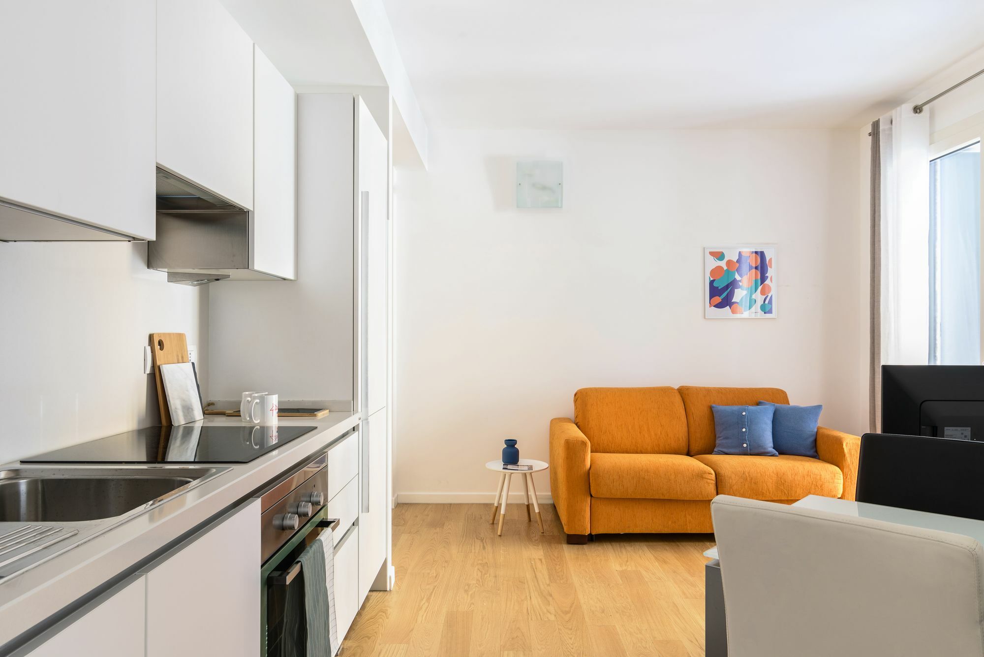 Joivy Sunny 1-Bed Flat With Balcony Lägenhet Milano Exteriör bild